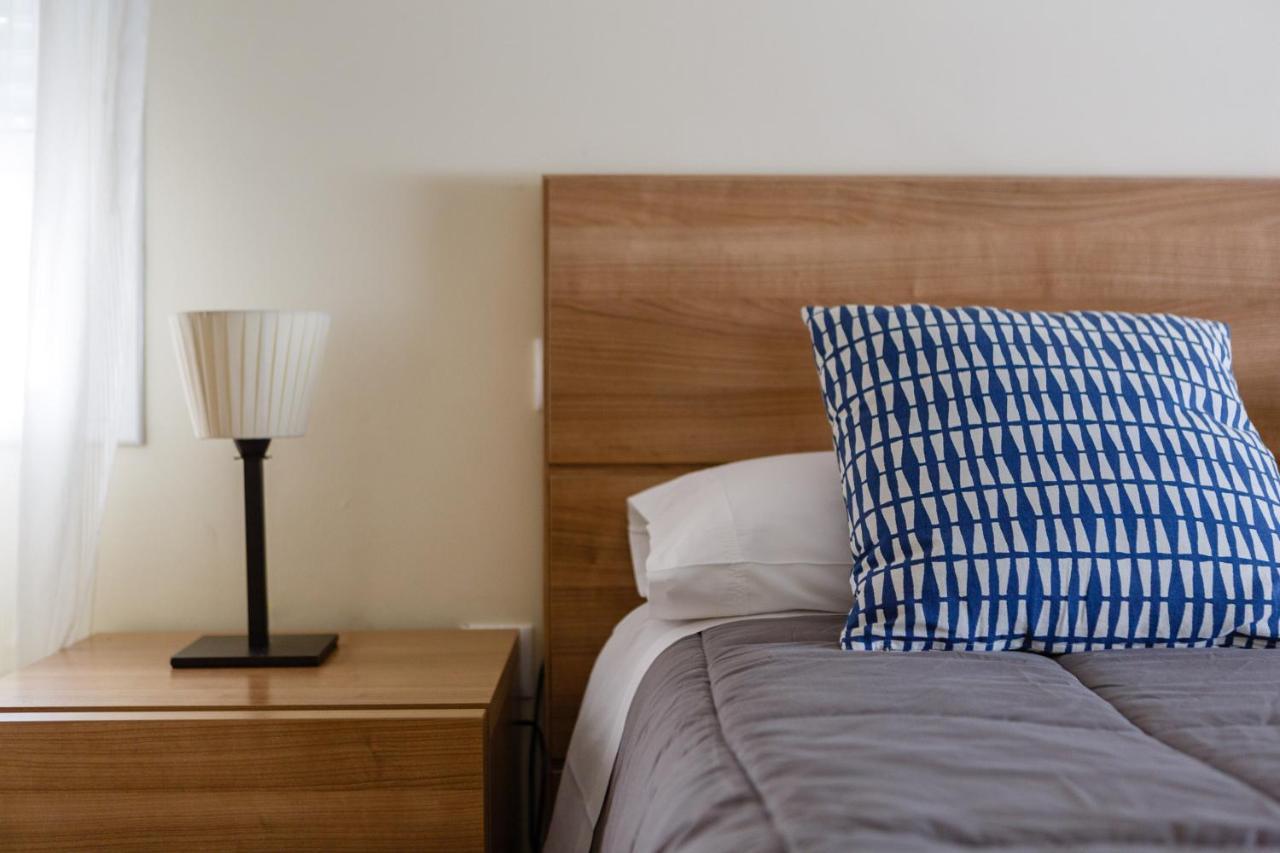 Apartamento Playa Cadiz By Isa Hoteles Bagian luar foto