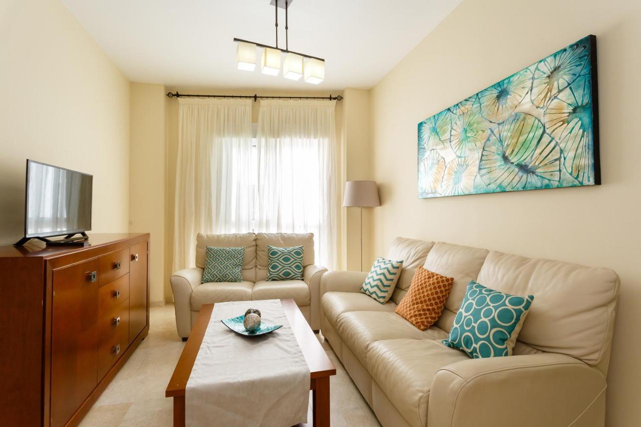 Apartamento Playa Cadiz By Isa Hoteles Bagian luar foto